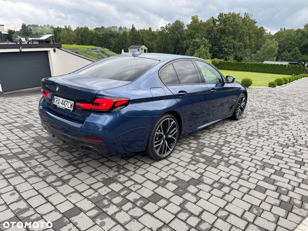 BMW Seria 5 540i xDrive mHEV M Sport sport - 21