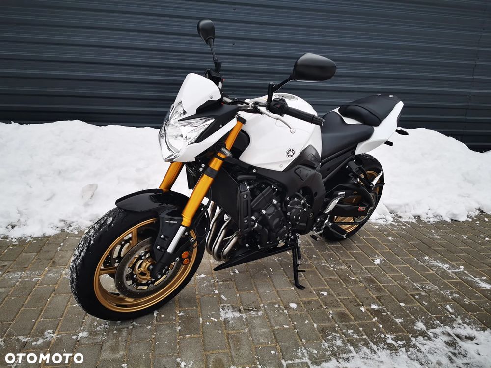 Yamaha FZ8 - 5