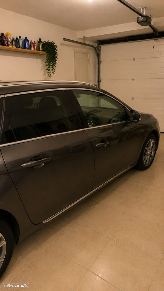 Volvo V60 D4 - 4