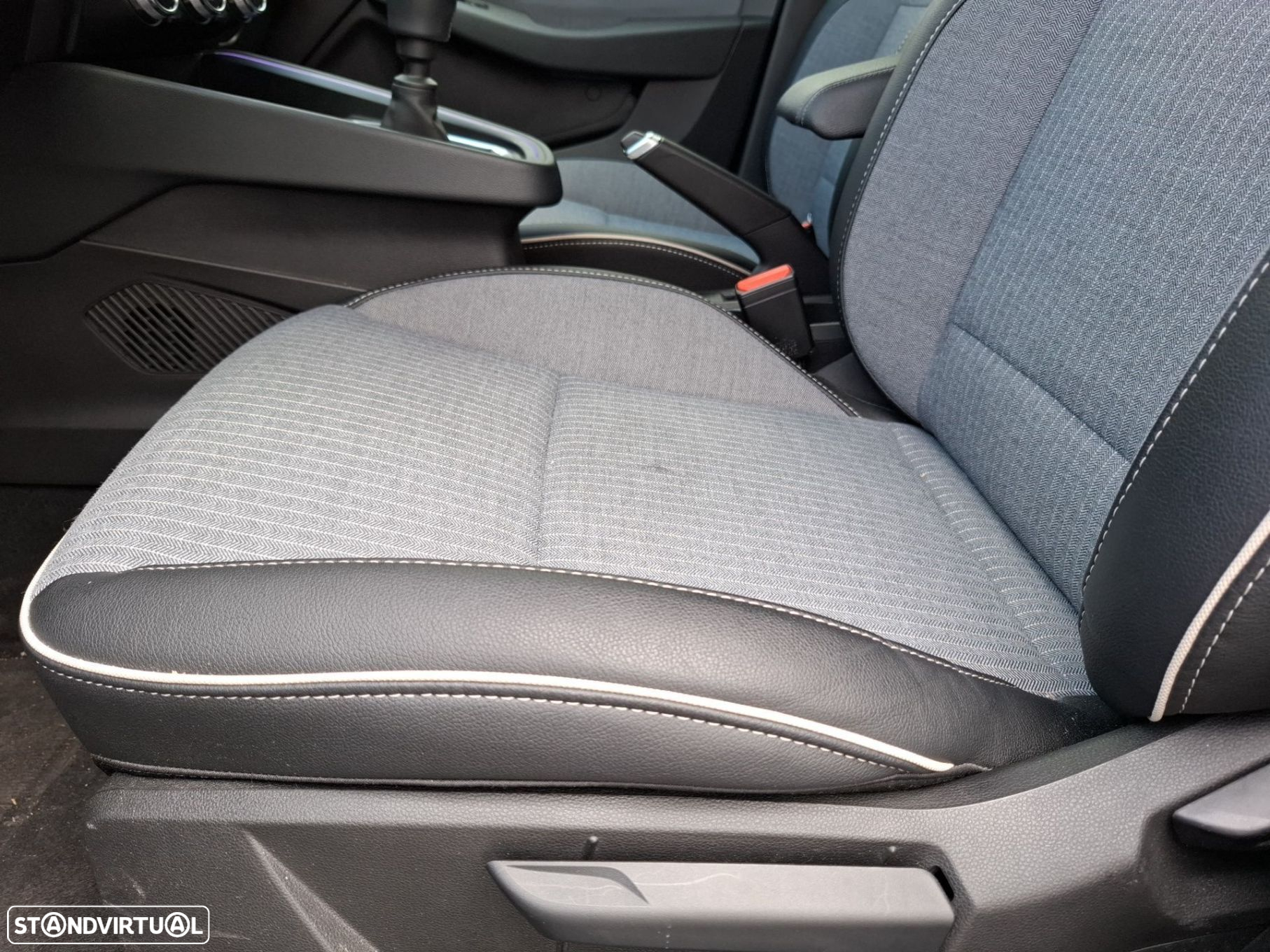 Renault Clio 1.0 TCe Techno Bi-Fuel - 15