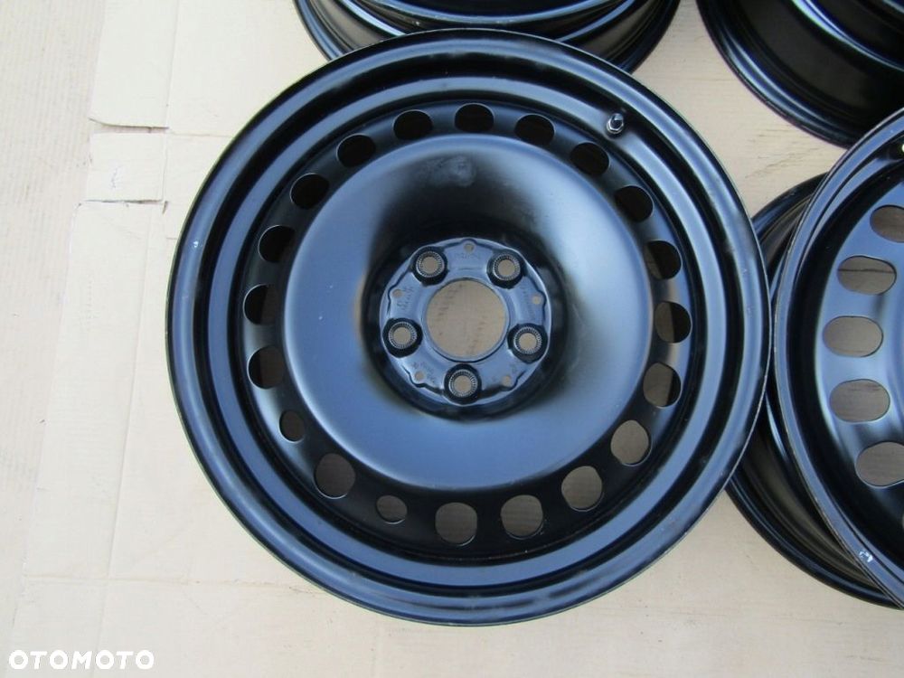 Felgi 17 Mercedes A GLA W156 Vito V Klasa Viano CLA W118 W177 B W247 C W205 Audi A4 B8 - 8