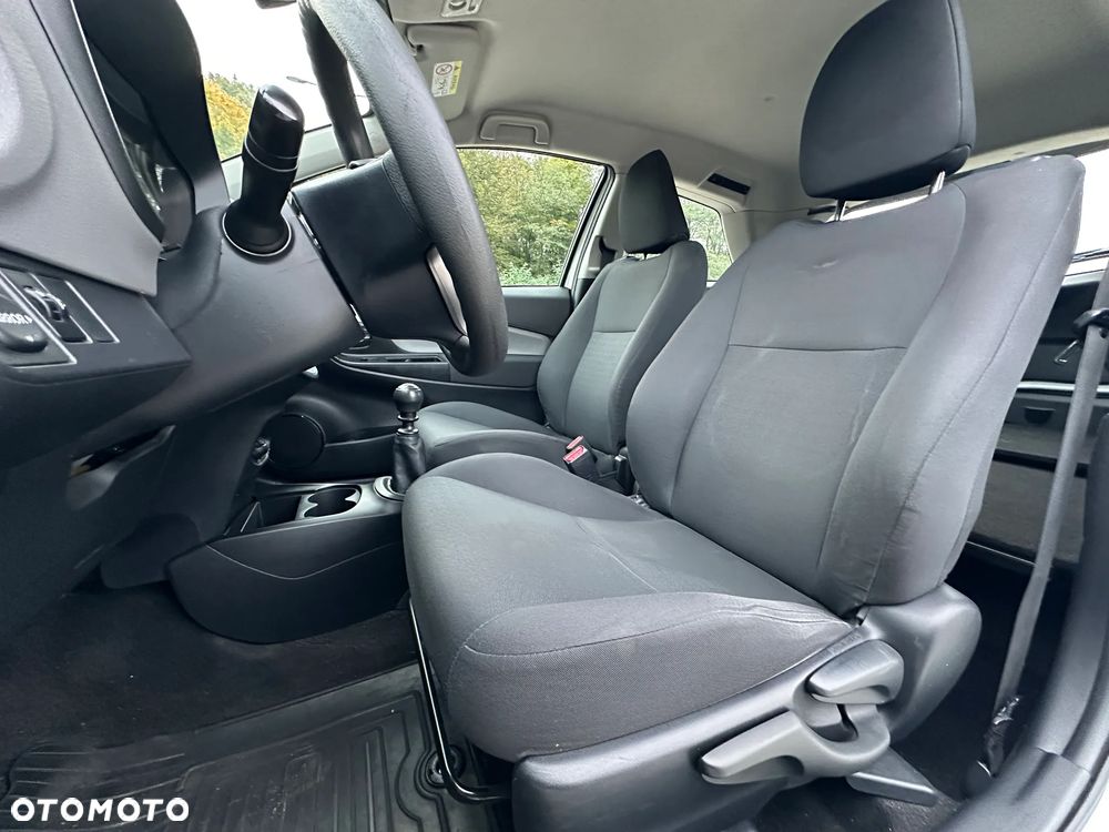 Toyota Yaris - 10