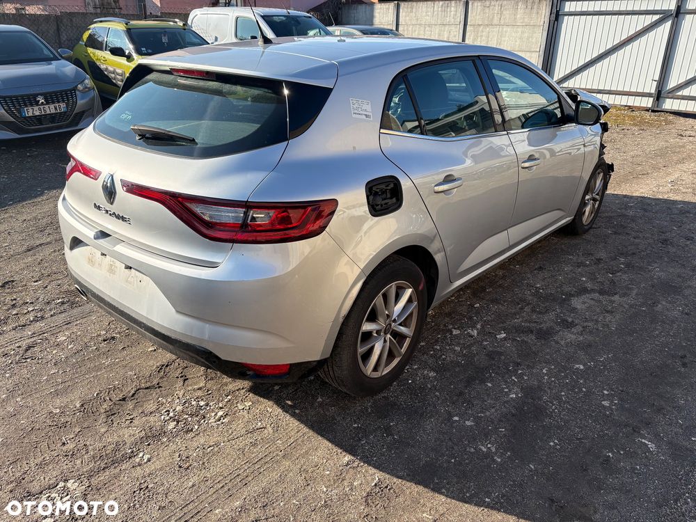 Renault Megane TCe 115 GPF LIMITED - 4