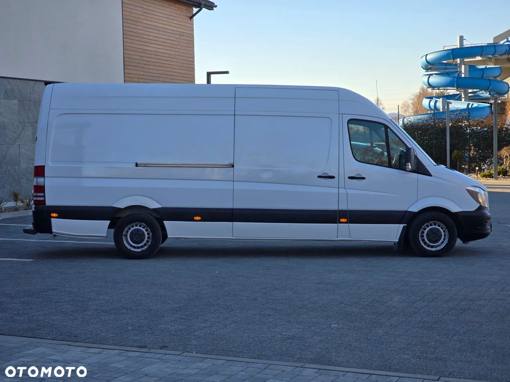Mercedes-Benz Sprnter - 6