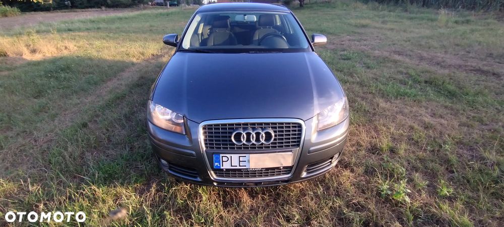 Audi A3 3-drzwiowe 1.6 Attraction - 3