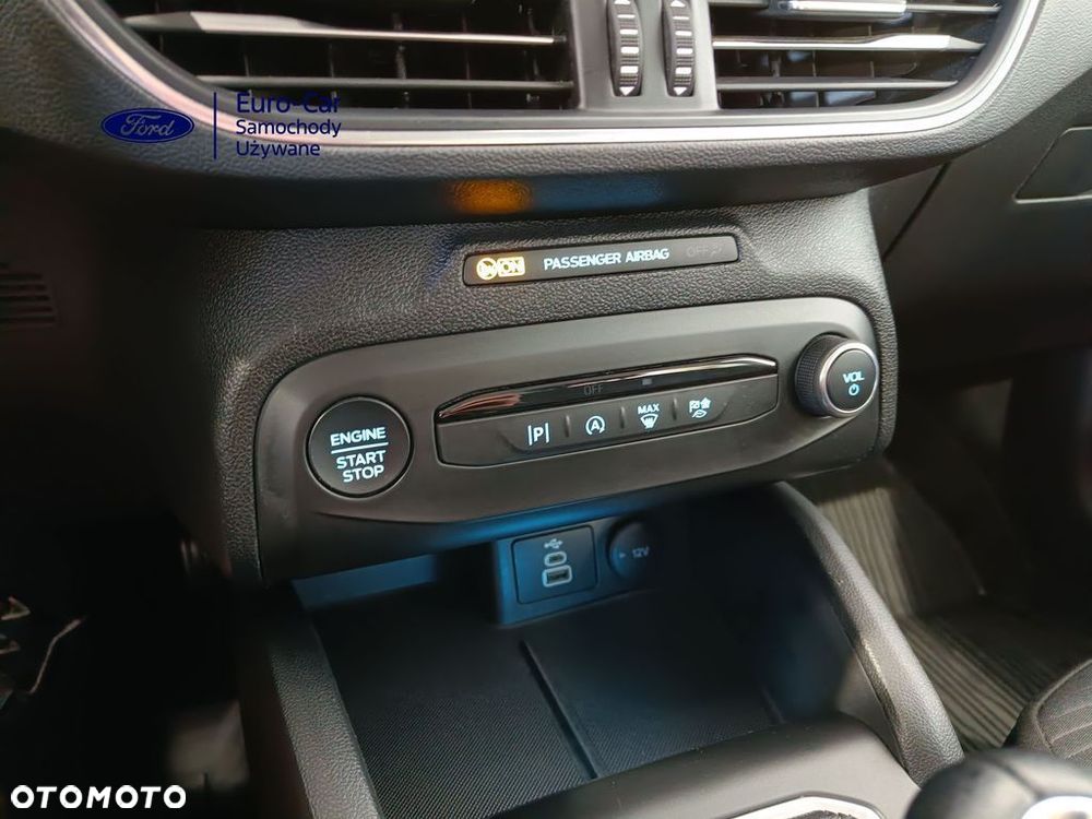 Ford Focus 1.5 EcoBlue STart-Stopp-System TITANIUM - 25