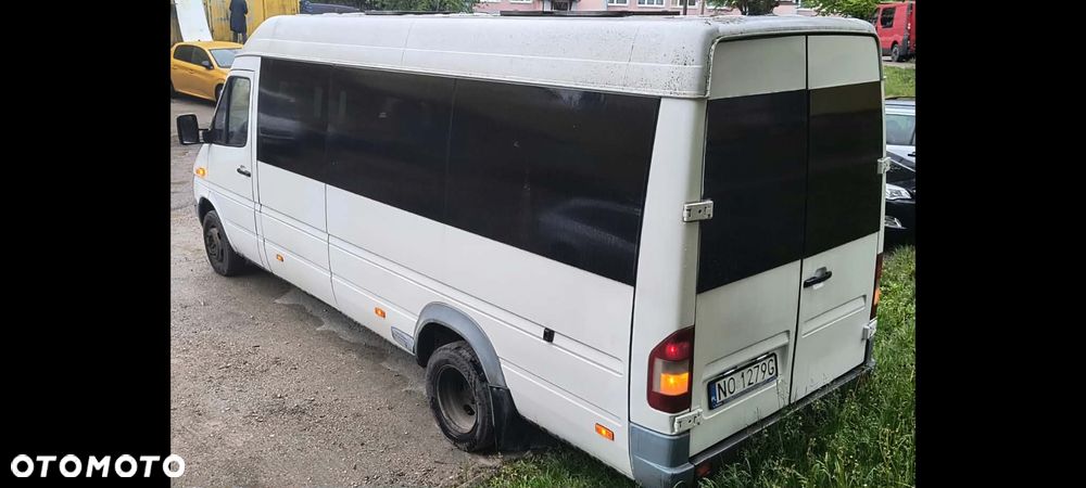 Mercedes-Benz Sprinter - 3