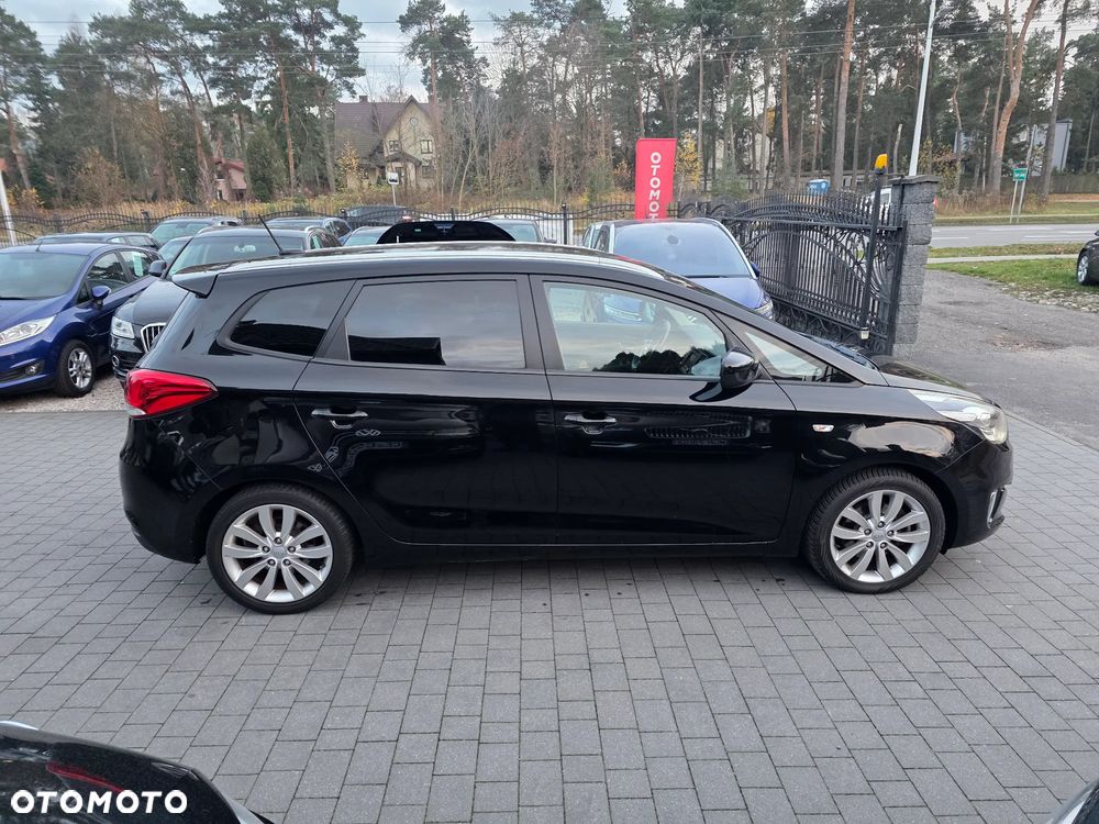 Kia Carens 1.7 CRDi 115 Fifa World Cup Edition - 2