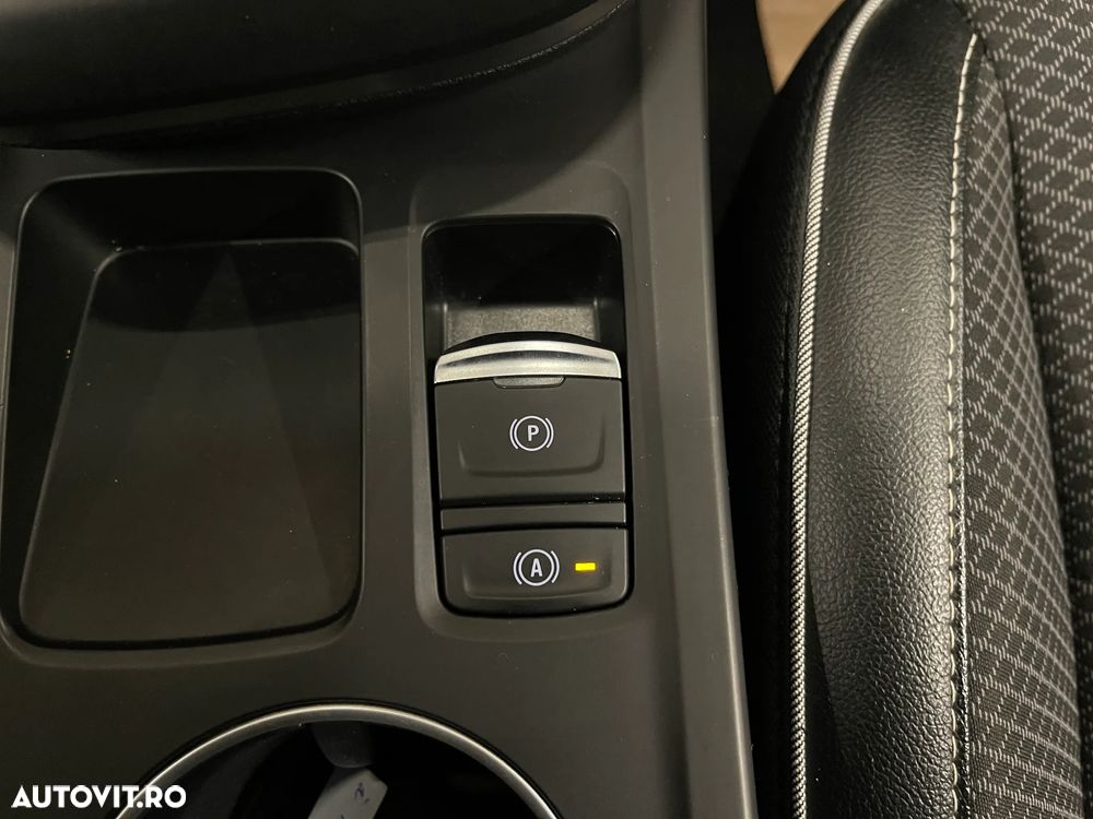 Renault Arkana E-TECH Hybrid 145 Techno - 29