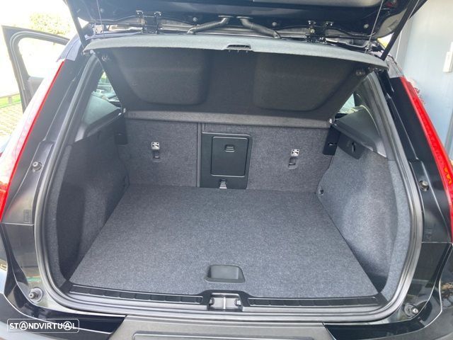 Volvo XC 40 Recharge 69 kWh Single Motor Core - 33