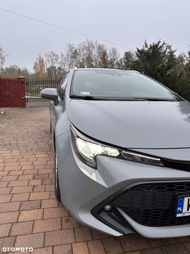 Toyota Corolla 1.8 Hybrid Comfort - 24