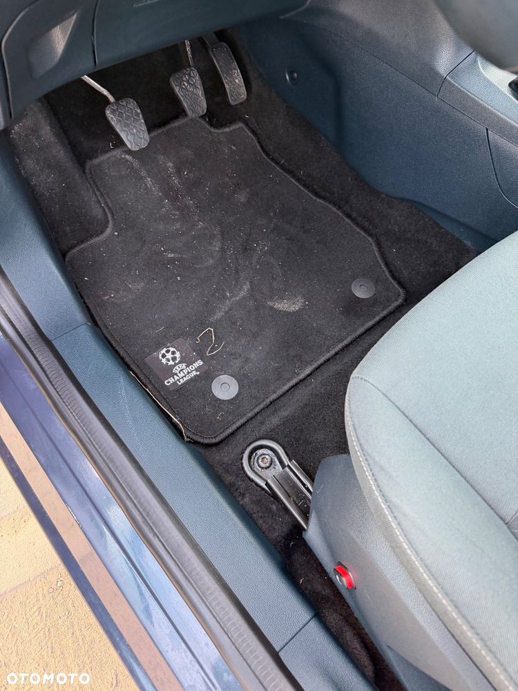 Ford Fiesta - 13