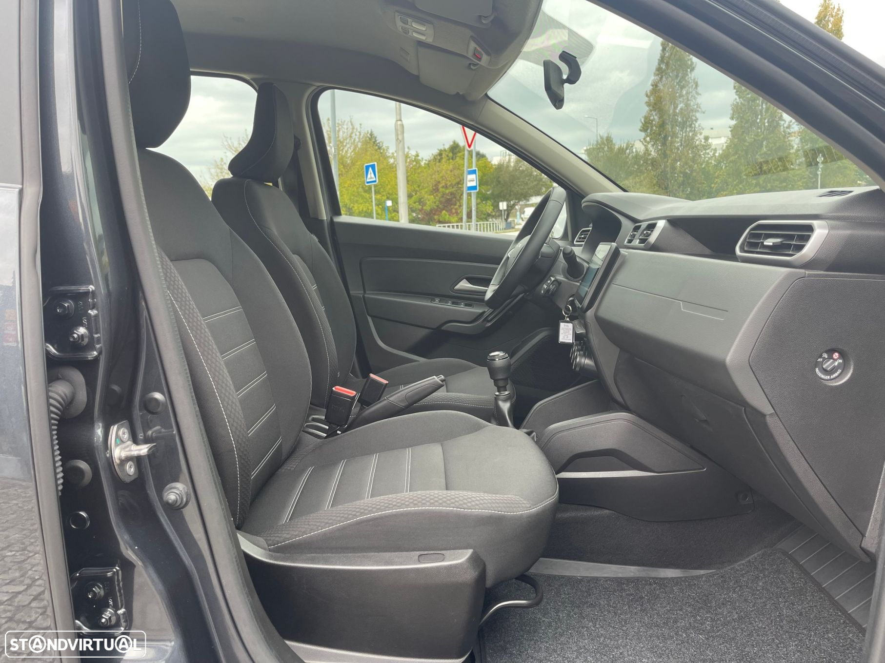 Dacia Duster 1.0 TCe Comfort - 34