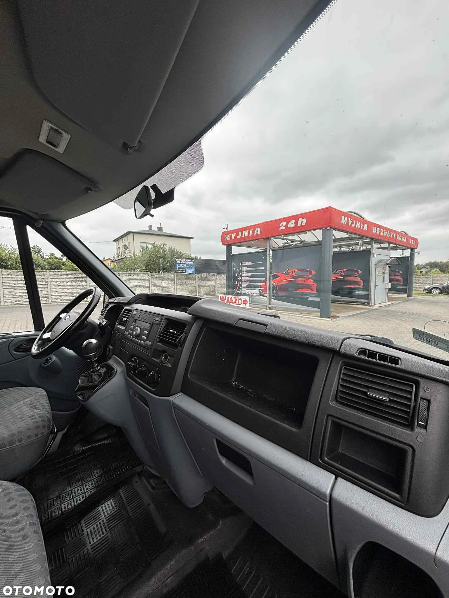 Ford Transit - 8