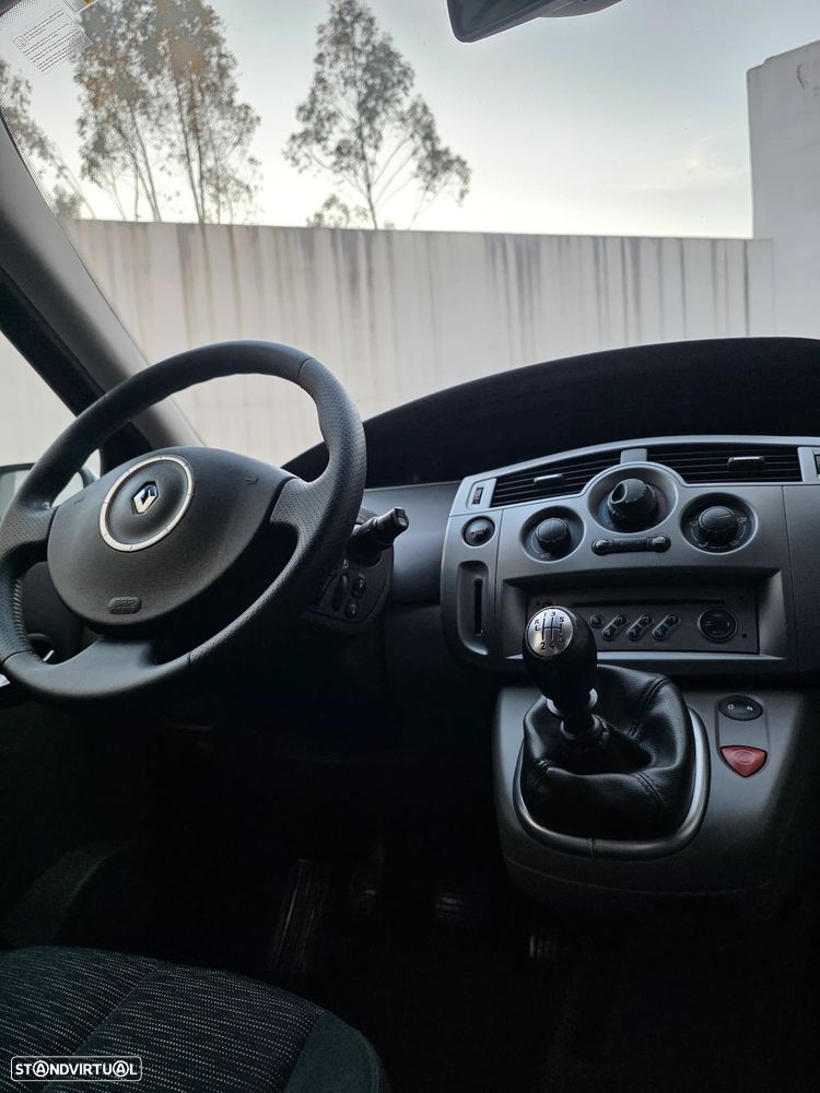 Renault Scénic 1.5 dCi Dynamique S - 41