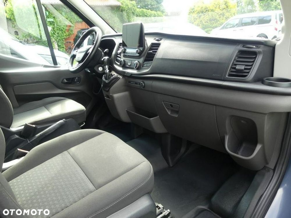 Ford Transit - 11