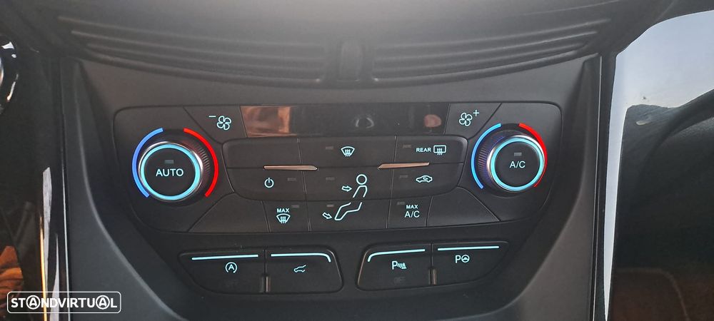 Ford Kuga 1.5 TDCi ST-Line - 9