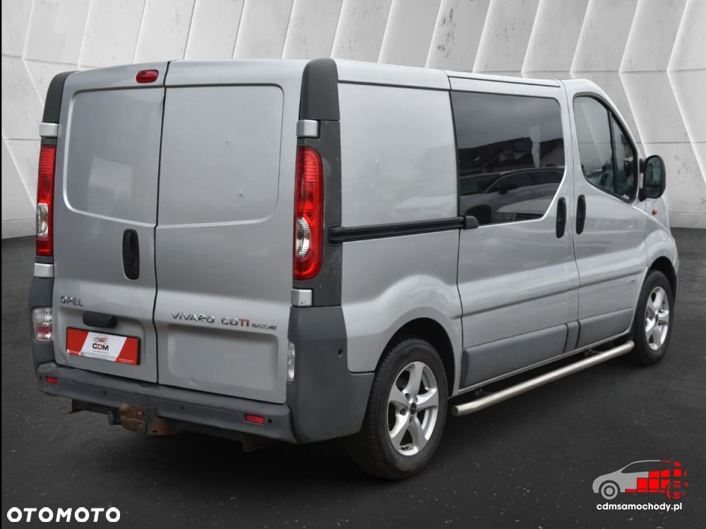 Opel Vivaro - 10