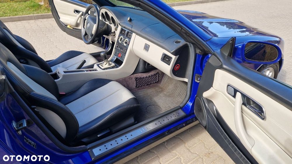 Mercedes-Benz SLK 200 - 15