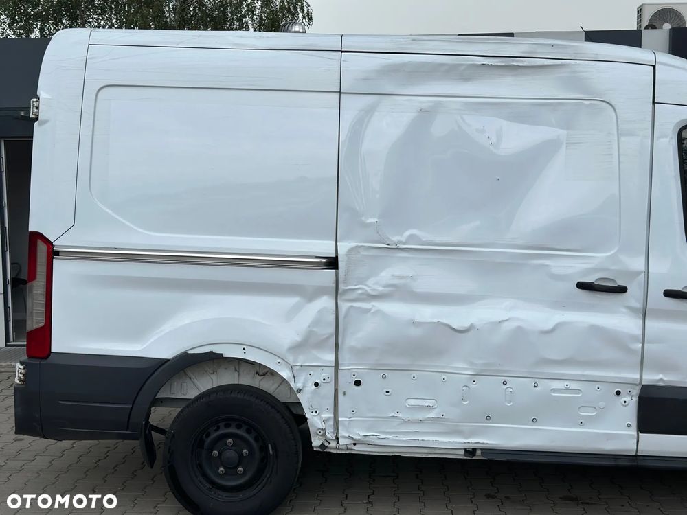 Ford Transit - 4