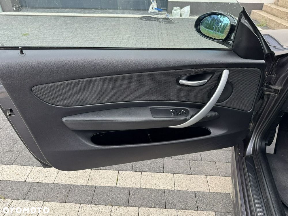 BMW Seria 1 118d DPF Edition Sport - 23
