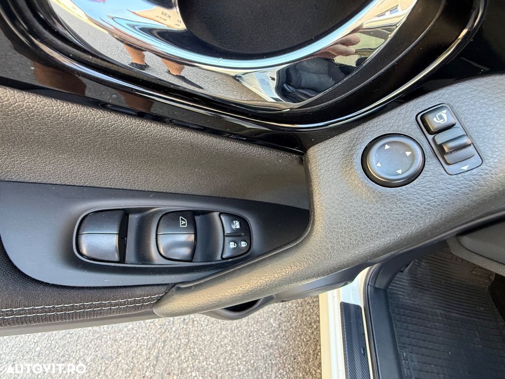 Nissan Qashqai 1.6 DCI ALL-MODE 4x4i TEKNA - 20