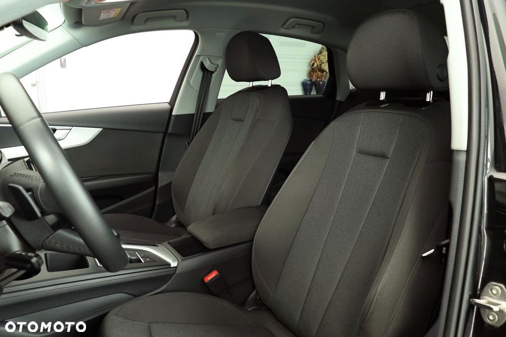Audi A4 Limousine - 15