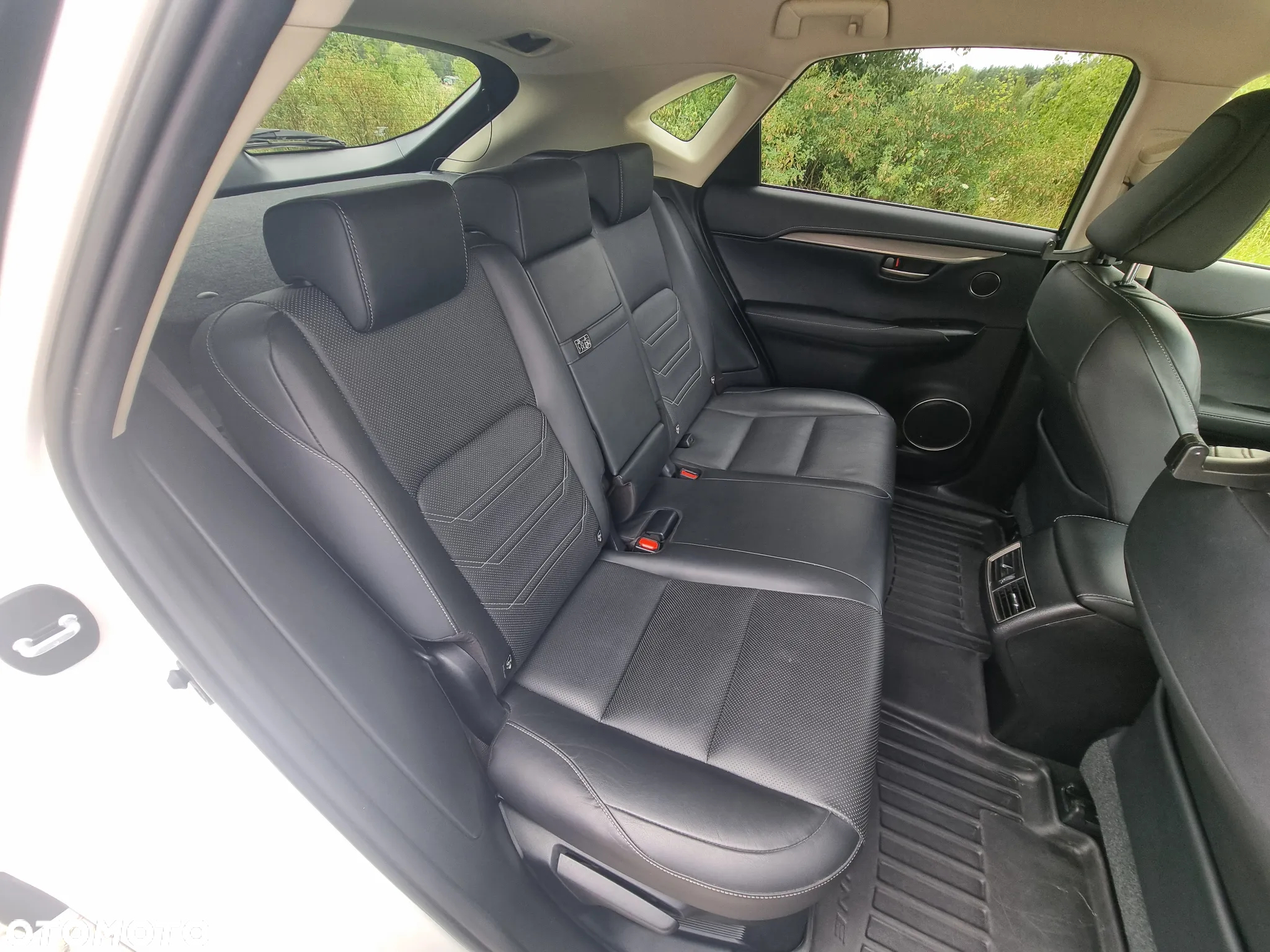 Lexus NX 200t Comfort AWD - 22