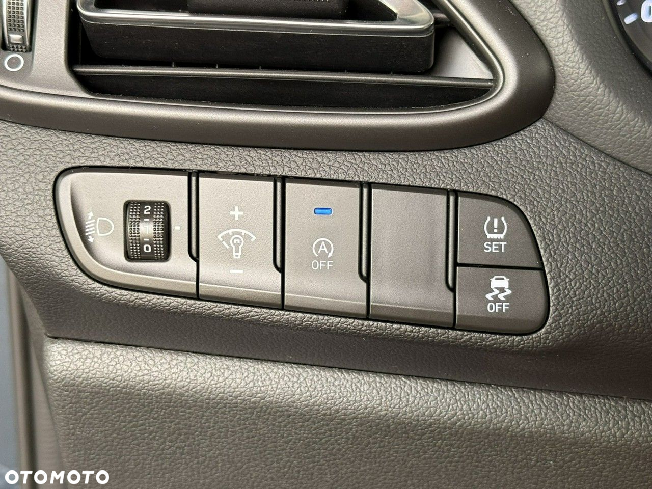 Hyundai i30 1.5 DPI Comfort - 17