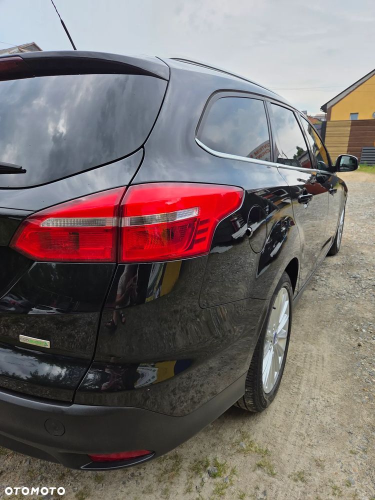 Ford Focus 1.0 EcoBoost Titanium - 10