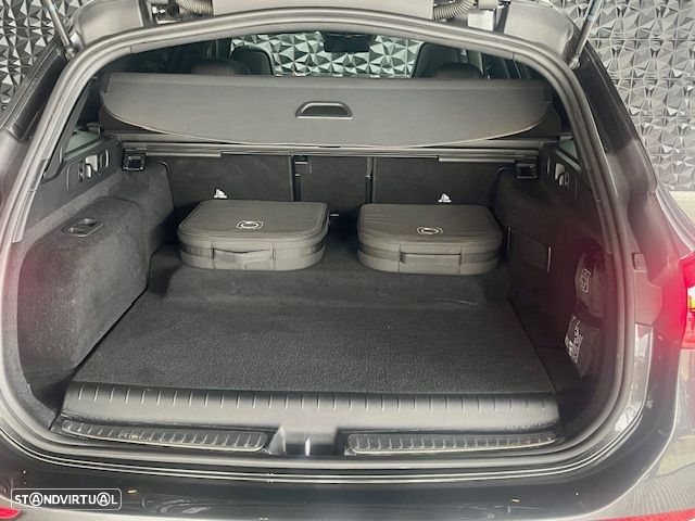 Mercedes-Benz C 63 AMG S E Performance 4Matic - 55