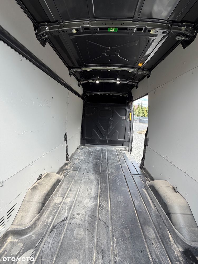 Ford Transit - 9