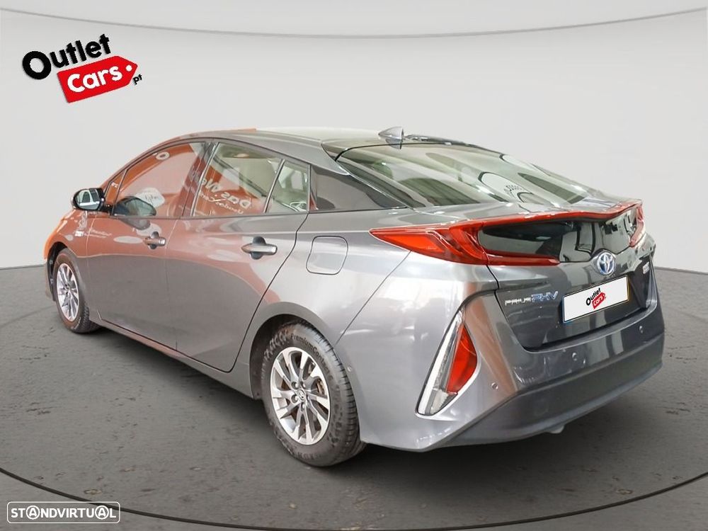 Toyota Prius - 5