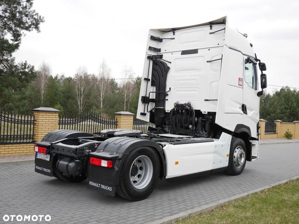 Renault T520 HIGH CAB - 8