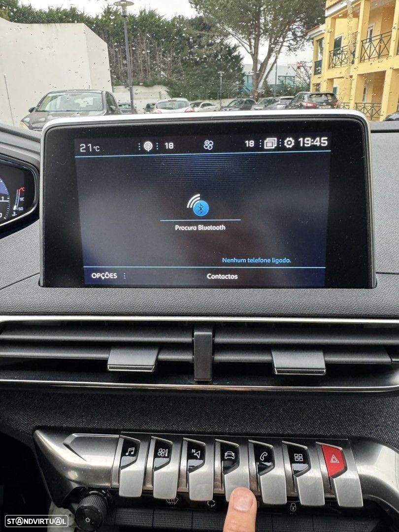 Peugeot 3008 1.2 PureTech Allure - 17