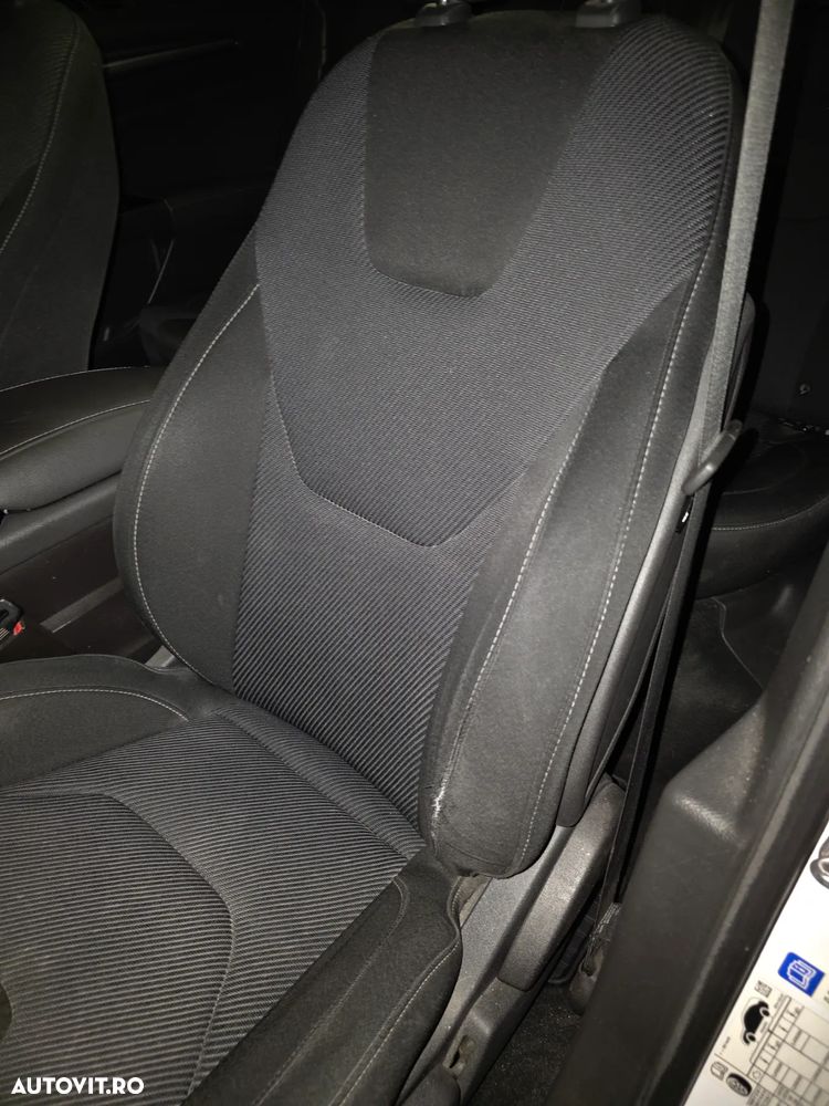 Ford Mondeo 2.0 TDCi Powershift Titanium - 13