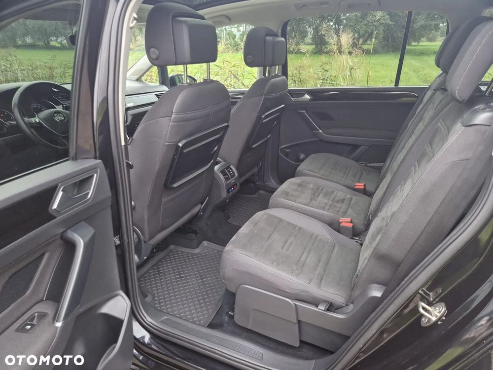 Volkswagen Touran 2.0 TDI BMT Highline - 15