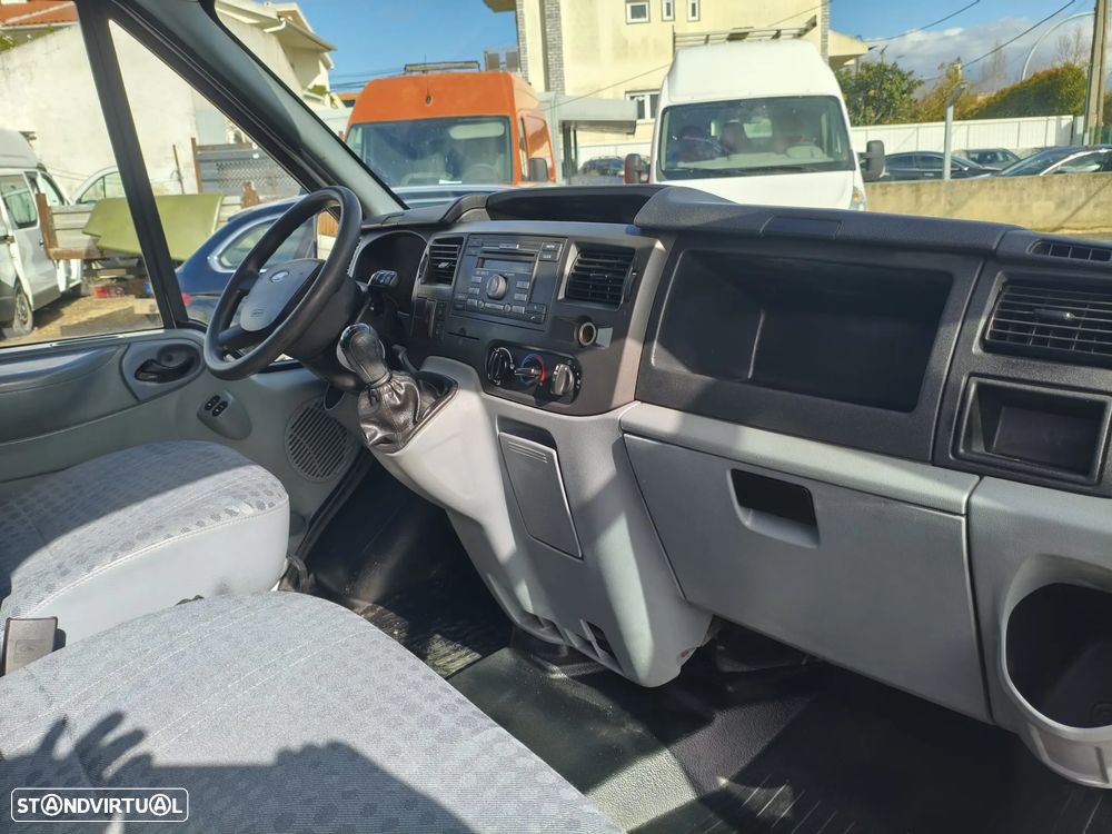 Ford Transit 330M 2.2 TDCi - 11
