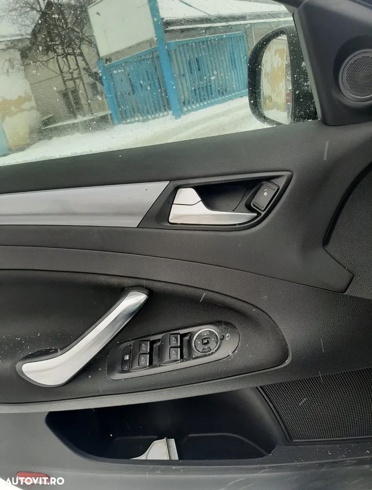 FORD Mondeo 2014 — imagine 14