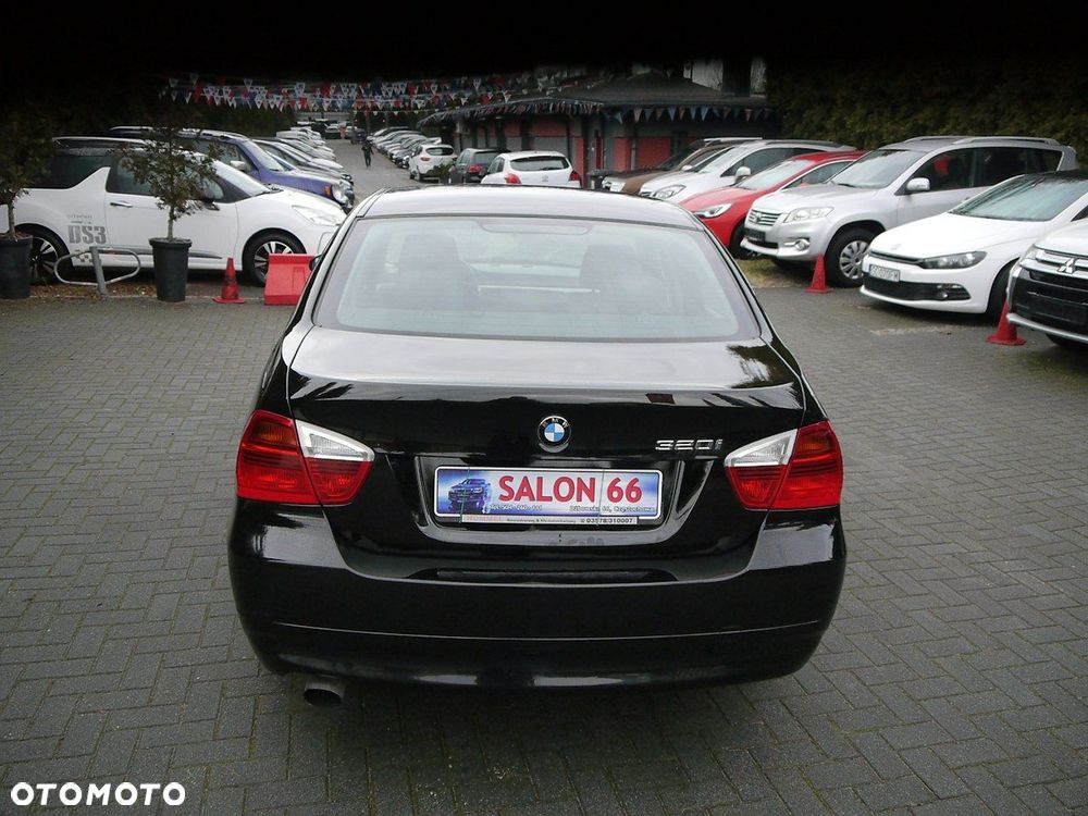 BMW Seria 3 320i - 7