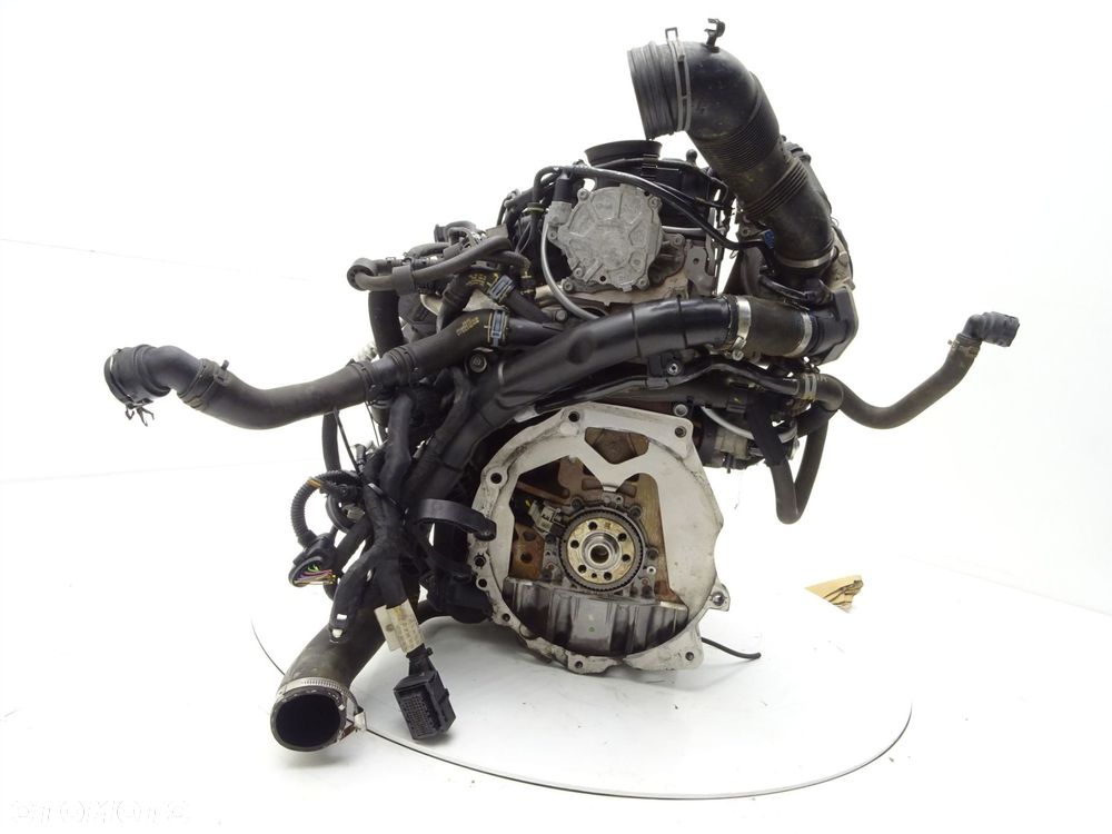 Kompletny silnik cffb 140 km / 103kw vw skoda seat cff audi q3 8u 2.0 tdi - 6