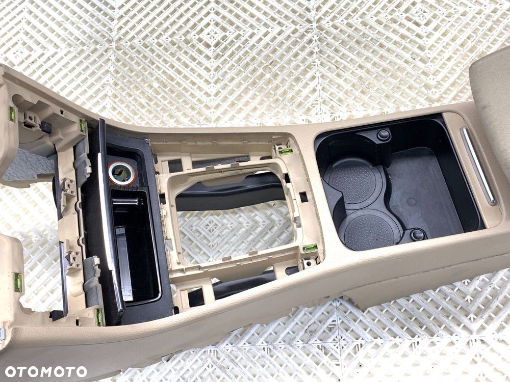 TUNEL ŚRODKOWY Z PODŁOKIETNIKIEM  VW PASSAT B7 (362) 2010 - 2015 2.0 TDI 103 kW [140 KM] olej - 2