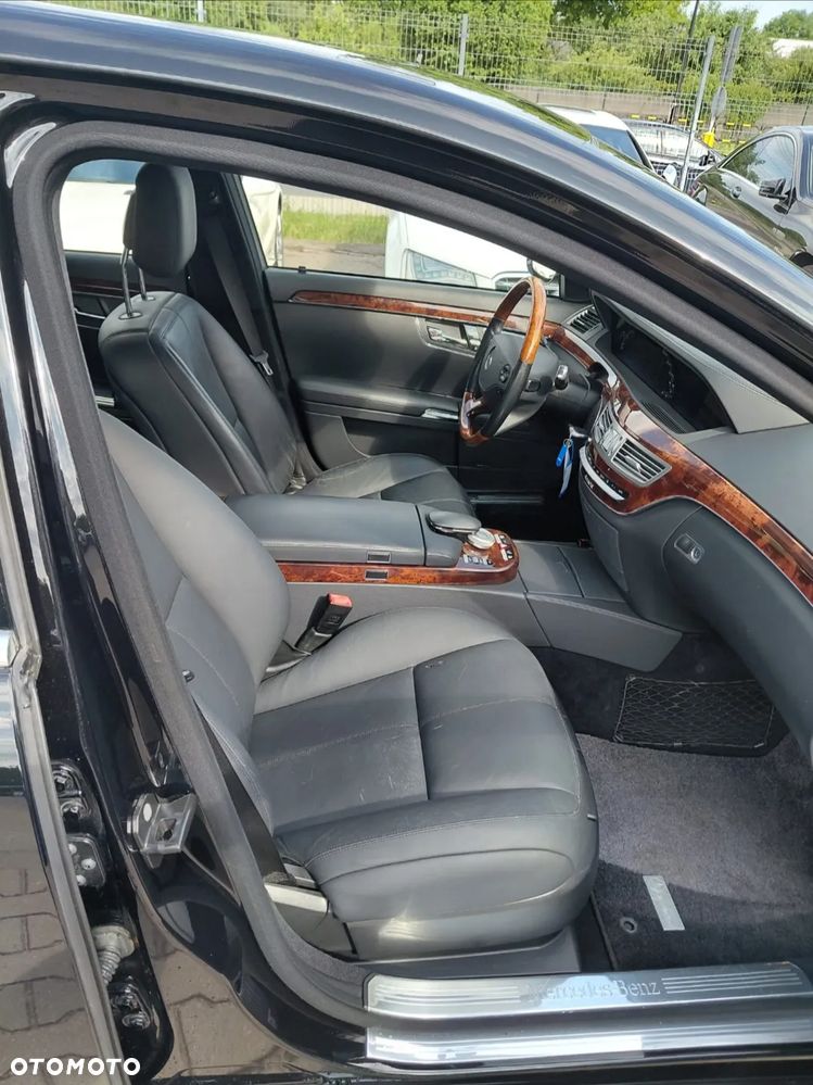 Mercedes-Benz Klasa S 500 4-Matic - 14
