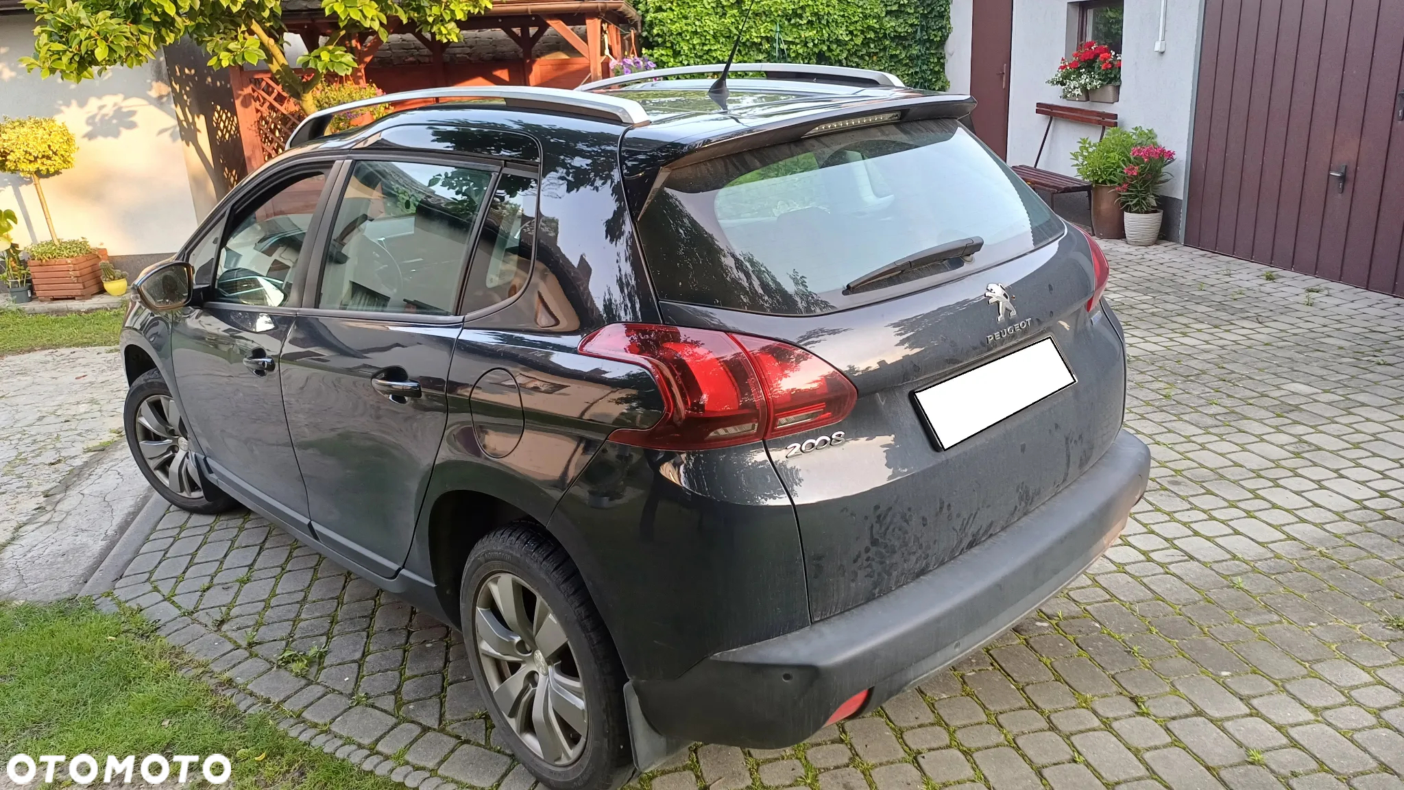 Peugeot 2008 1.2 Pure Tech GPF Active S&S - 4