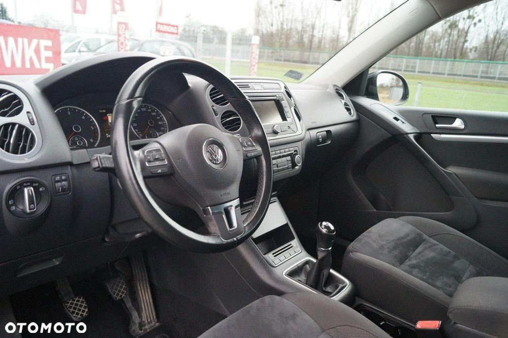 Volkswagen Tiguan - 14