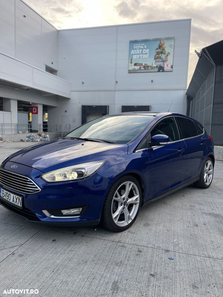 Ford Focus 1.5 TDCi Powershift Titanium - 1