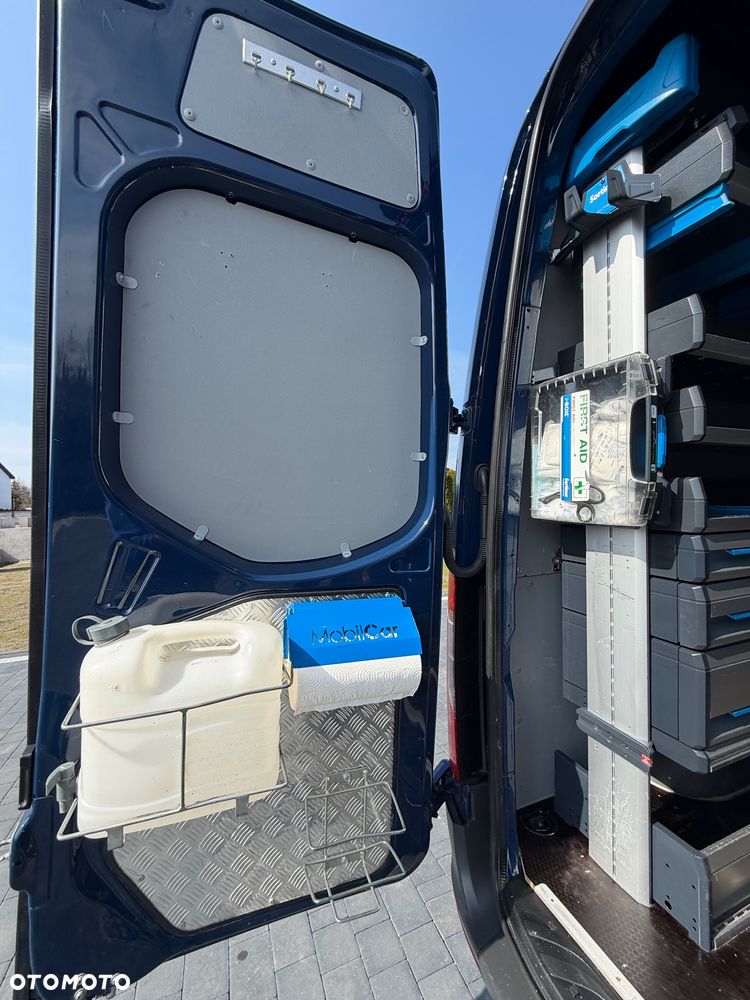 Mercedes-Benz SPRINTER MULTICAB - 23