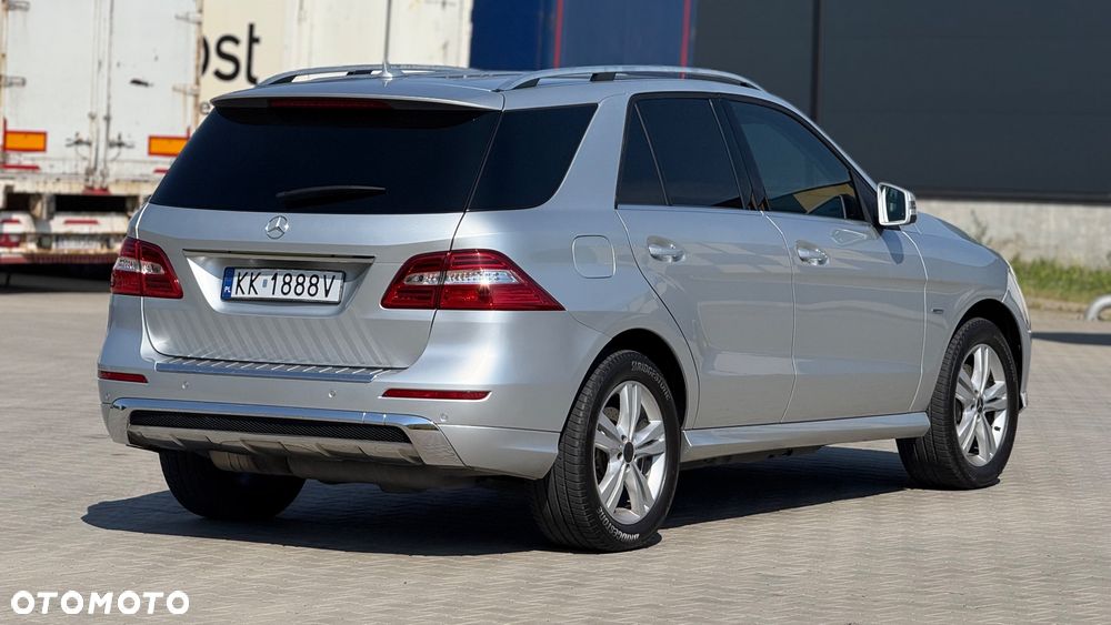 Mercedes-Benz ML - 4