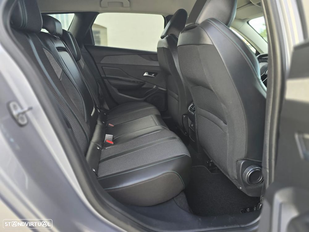 Peugeot 308 SW 1.5 BlueHDi Allure EAT8 - 18