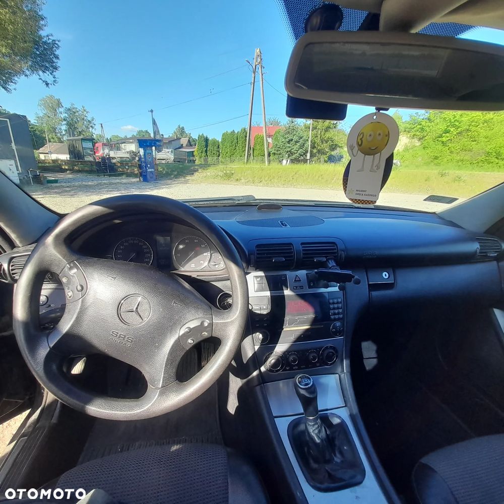 Mercedes-Benz Klasa C 180 T Kompressor Avantgarde - 8